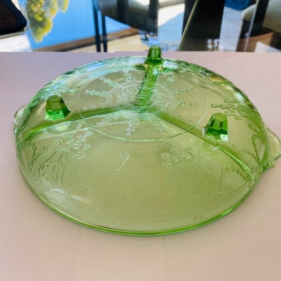 Vintage 1930s Hocking Glass Green Depression Glass Cameo “Ballerina” Divided Rel - Picture 4 of 6